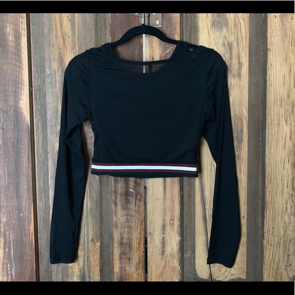 NWOT cropped double layer mesh long sleeve shirt - Picture 3 of 4